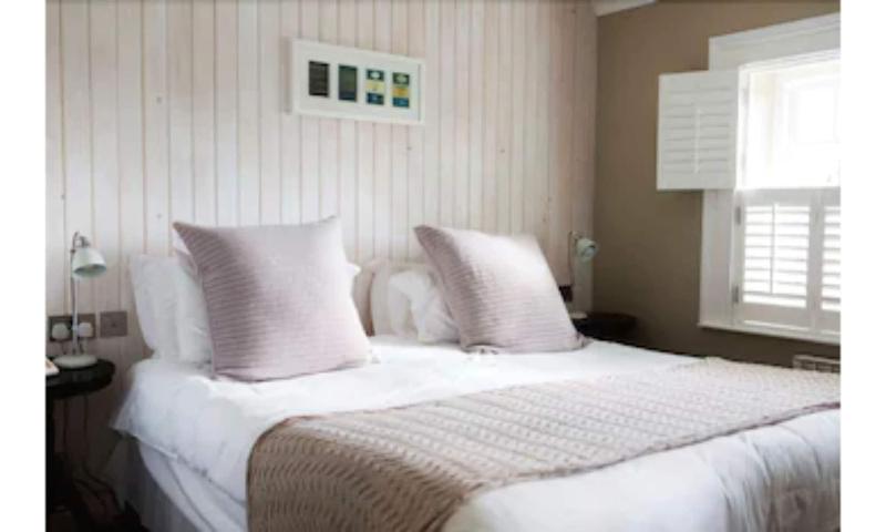 Les Douvres Hotel - Oda