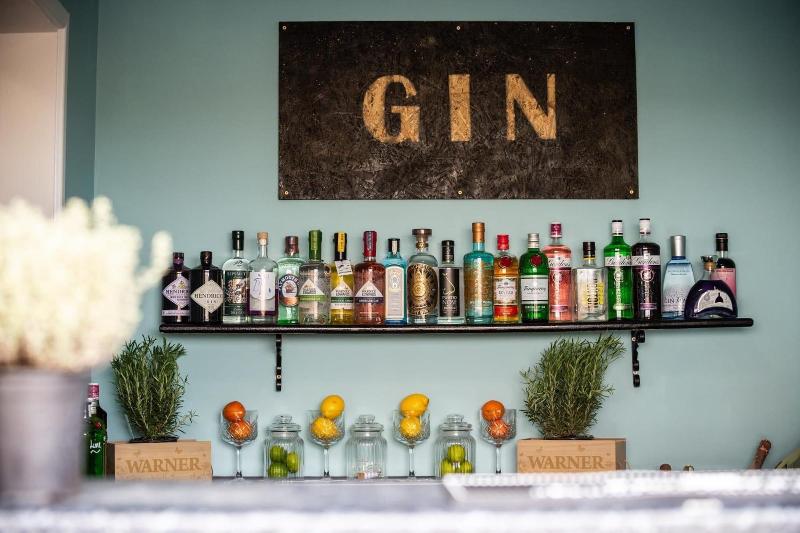 The Stones Hotel - Bar
