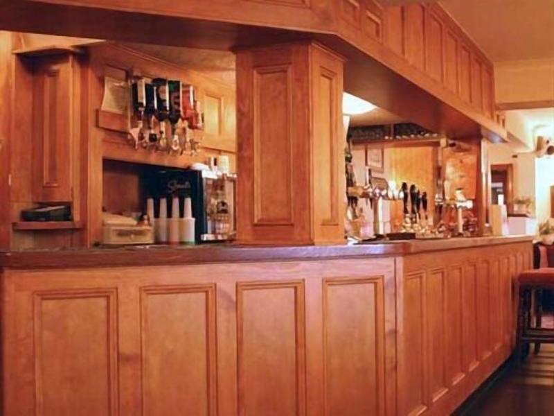 Cadwgan - Bar