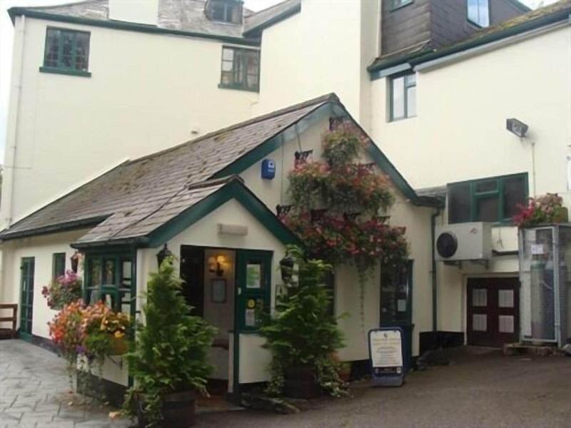 The Abbey Inn - Genel