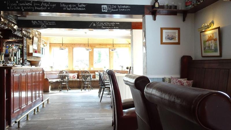 The Furze Bush Inn - Bar