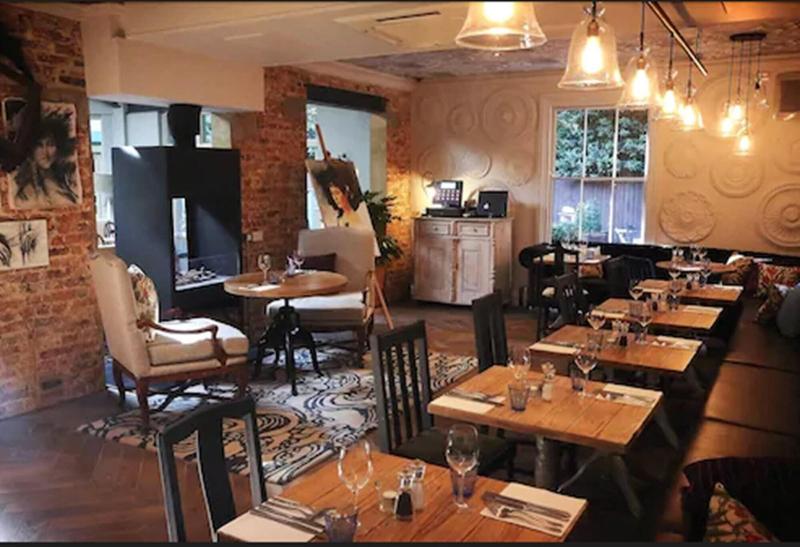 The Hand & Spear - Restoran