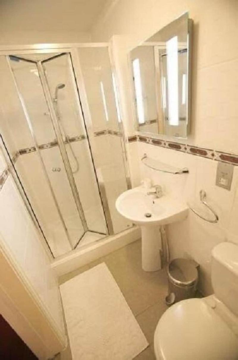 Gateway Hotel - Oda