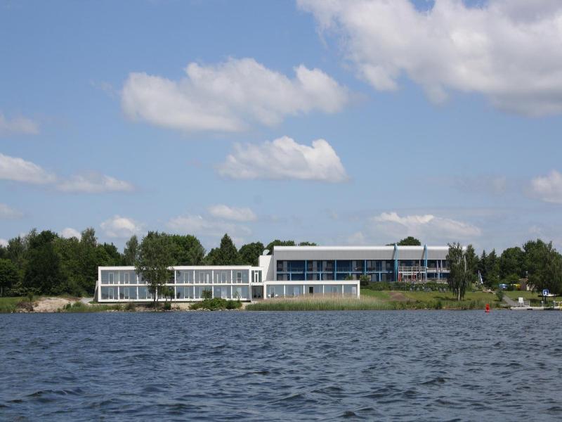 Strandhotel Senftenberger See - Genel