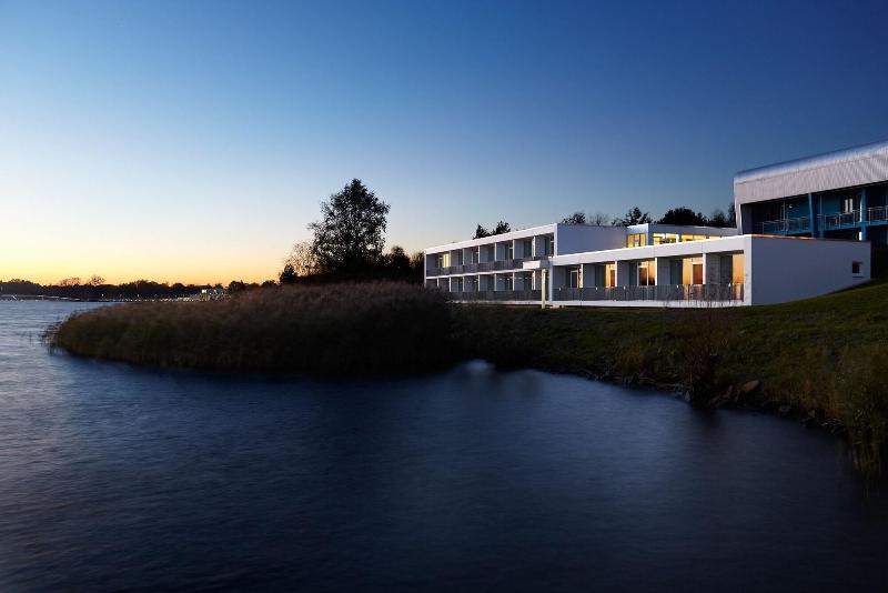 Strandhotel Senftenberger See - Genel