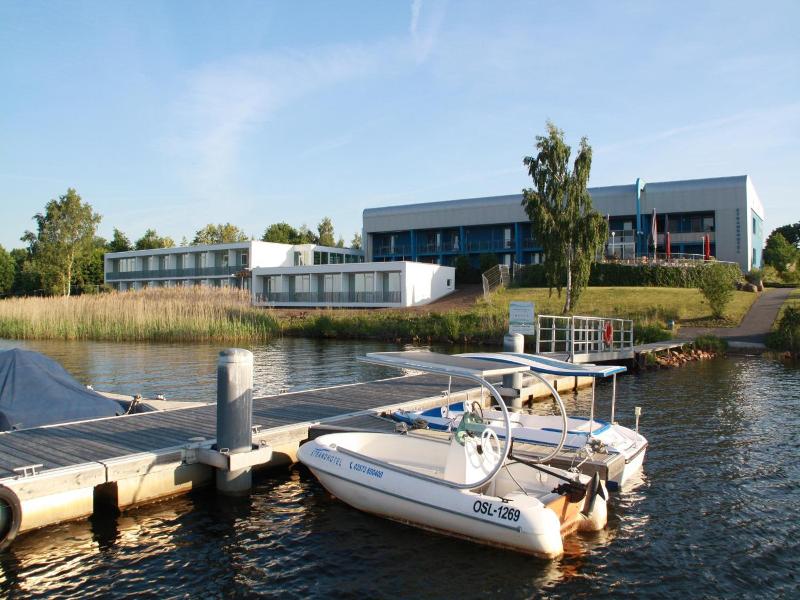 Strandhotel Senftenberger See - Genel