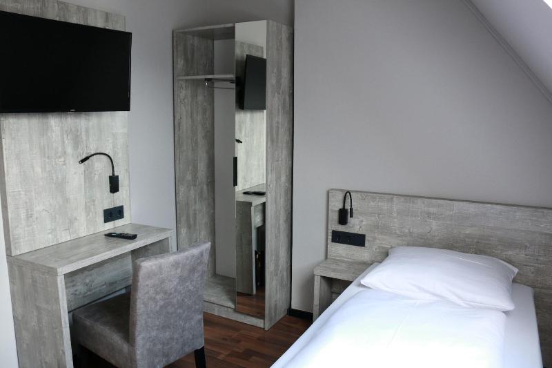 Urban Home Hotel - Oda