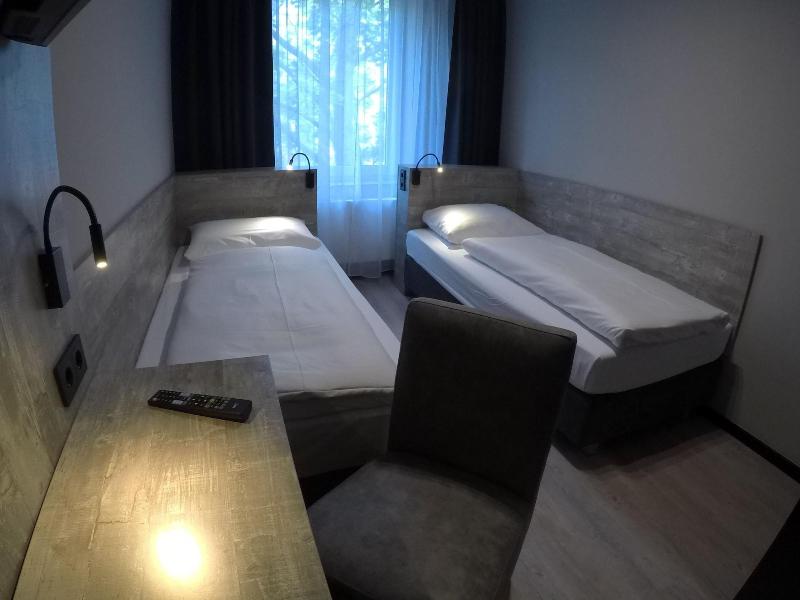Urban Home Hotel - Oda