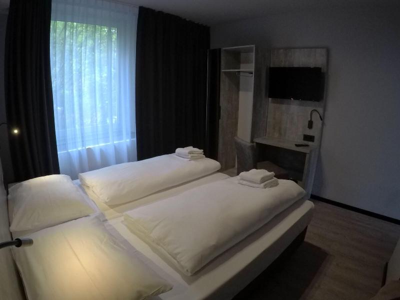 Urban Home Hotel - Oda
