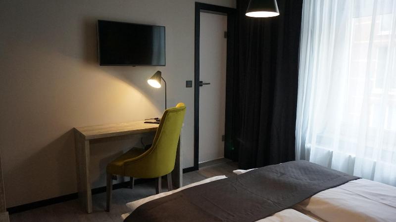 Urban Home Hotel - Oda