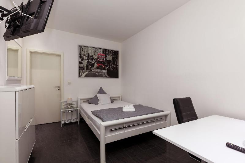 Hotel Garni - Am Rosenplatz - Oda