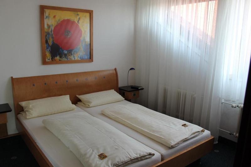 Axxe Motel Kassel Ost - Oda