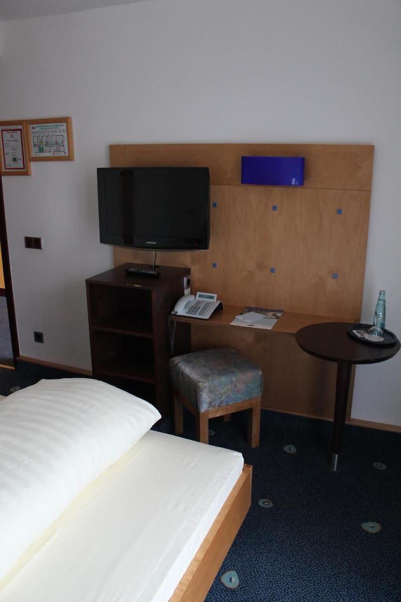 Axxe Motel Kassel Ost - Oda