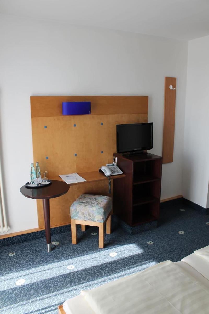 Axxe Motel Kassel Ost - Oda