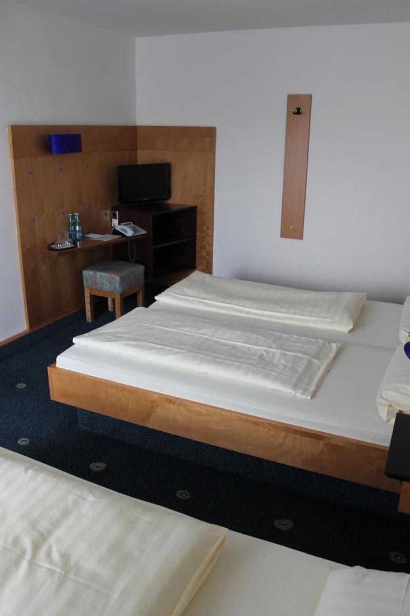 Axxe Motel Kassel Ost - Oda
