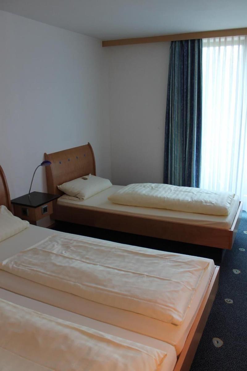 Axxe Motel Kassel Ost - Oda