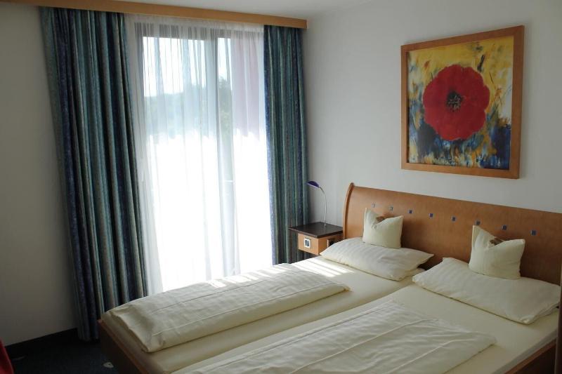 Axxe Motel Kassel Ost - Oda