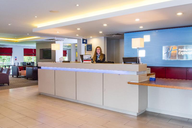 Holiday Inn Express Swindon - West - Lobi