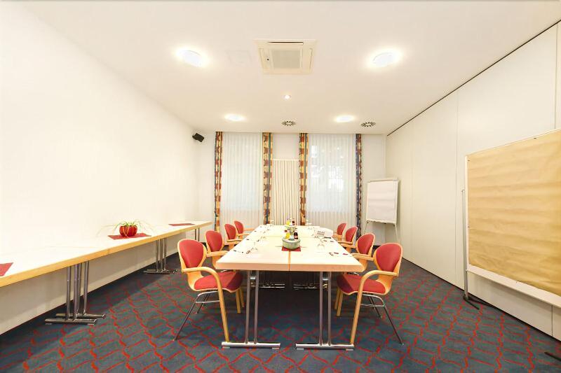 Montana Hotel Kassel-Süd - Toplantı