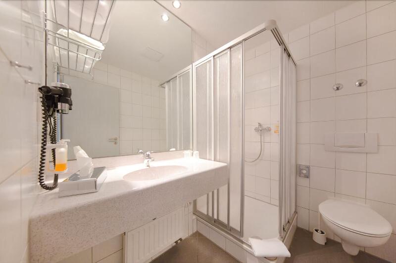 Montana Hotel Kassel-Süd - Oda