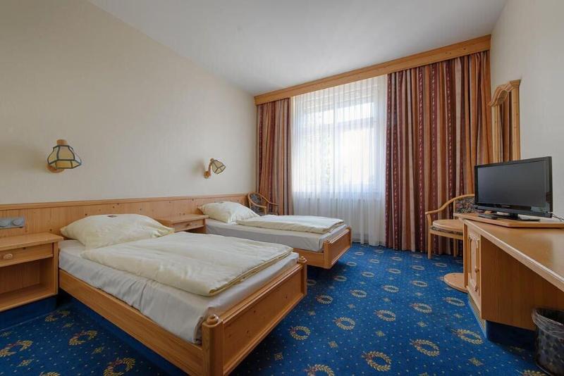 Hotel Kronprinz - Oda