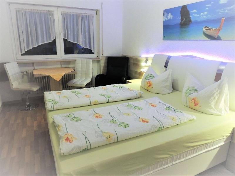 Hotel Garni 4U - Oda