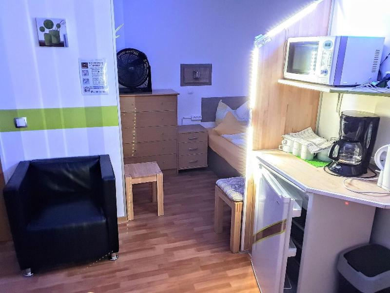 Hotel Garni 4U - Oda