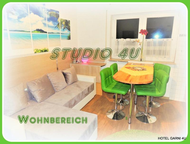 Hotel Garni 4U - Oda