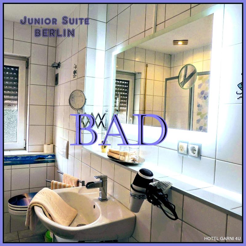 Hotel Garni 4U - Oda