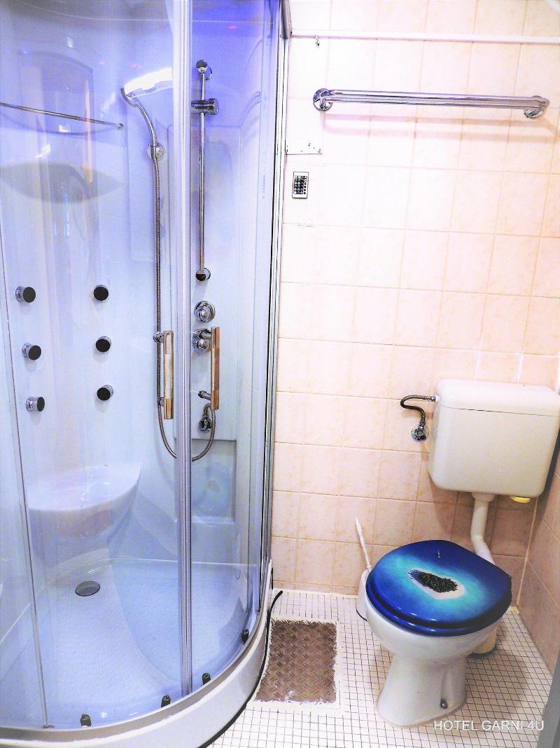 Hotel Garni 4U - Oda