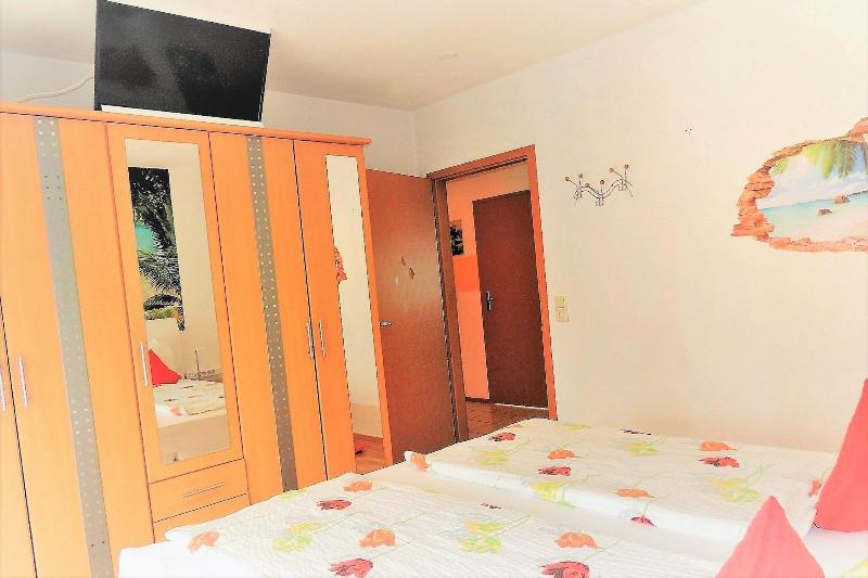 Hotel Garni 4U - Oda