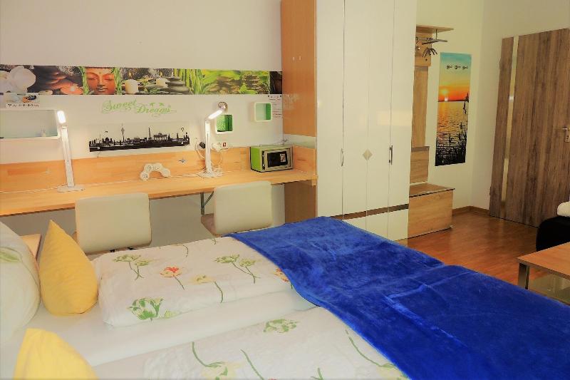 Hotel Garni 4U - Oda