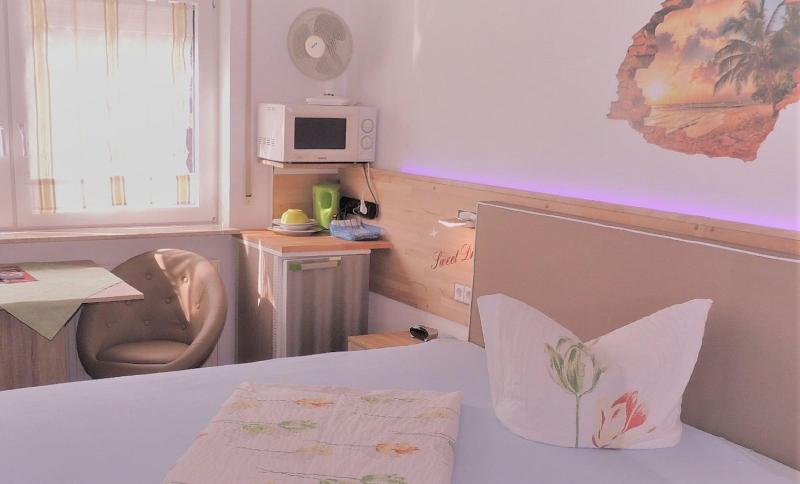 Hotel Garni 4U - Oda