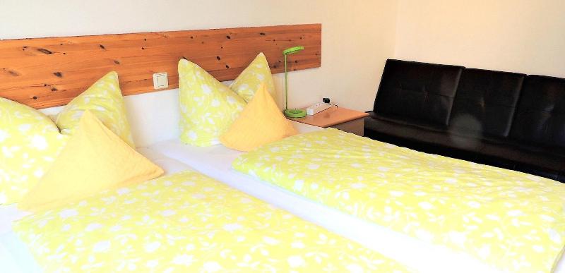 Hotel Garni 4U - Oda