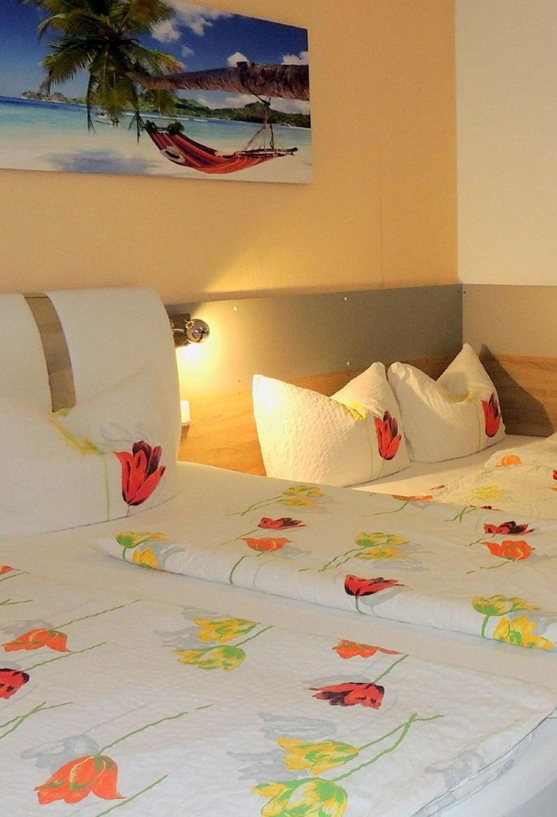 Hotel Garni 4U - Oda