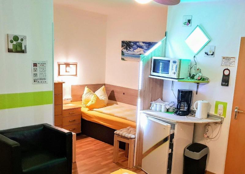 Hotel Garni 4U - Oda