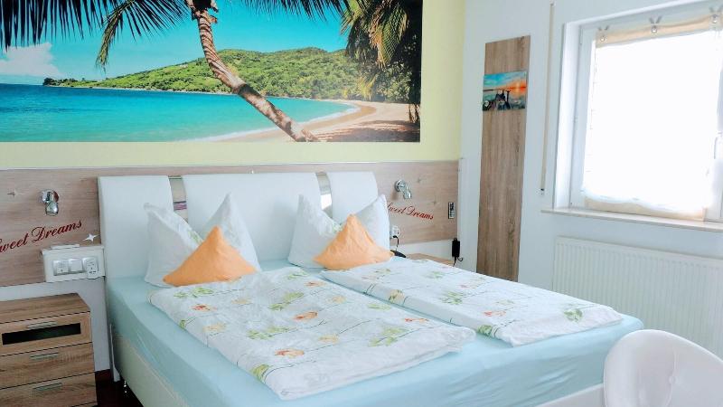 Hotel Garni 4U - Oda