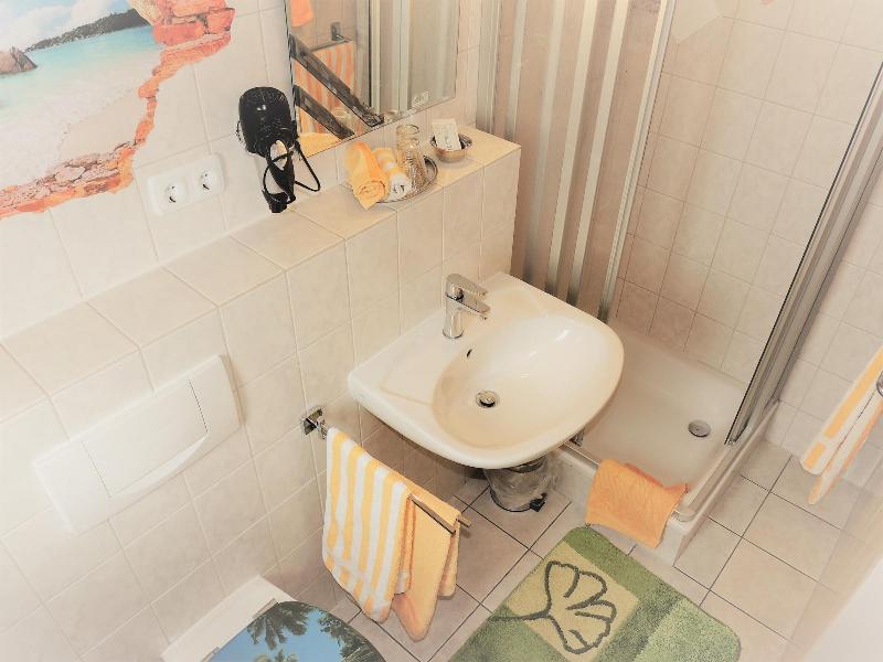 Hotel Garni 4U - Oda