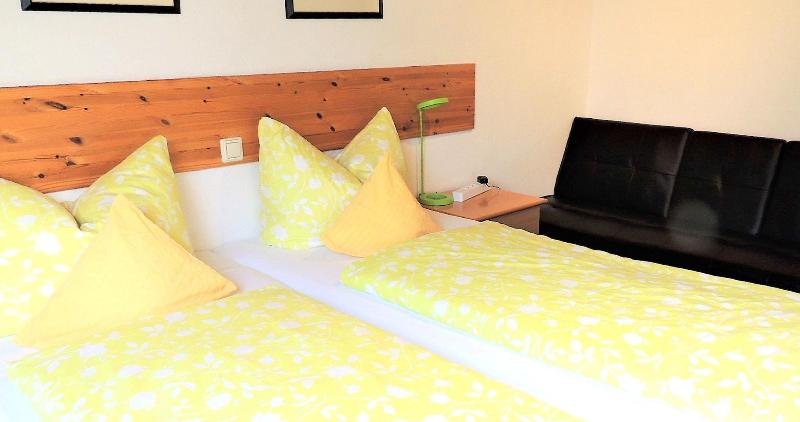 Hotel Garni 4U - Oda