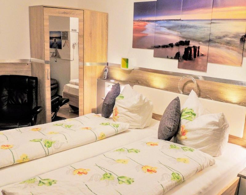 Hotel Garni 4U - Oda