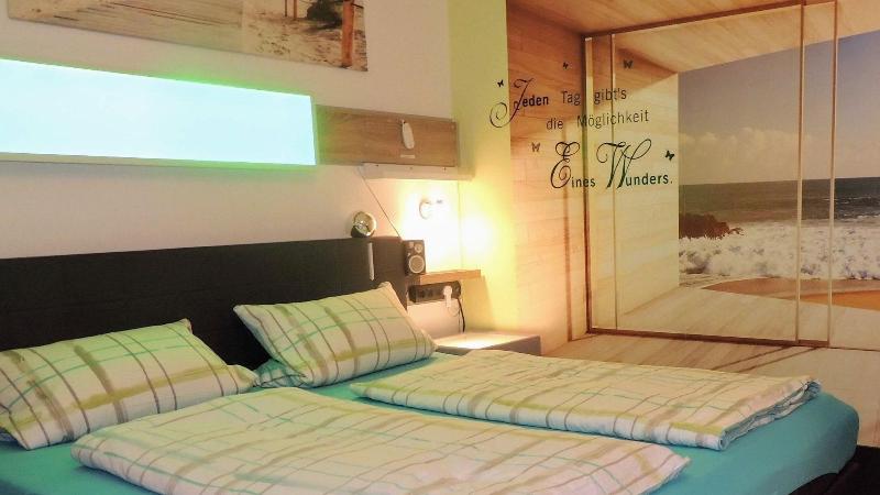 Hotel Garni 4U - Oda