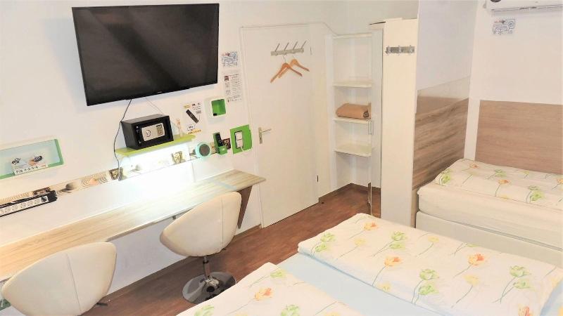 Hotel Garni 4U - Oda
