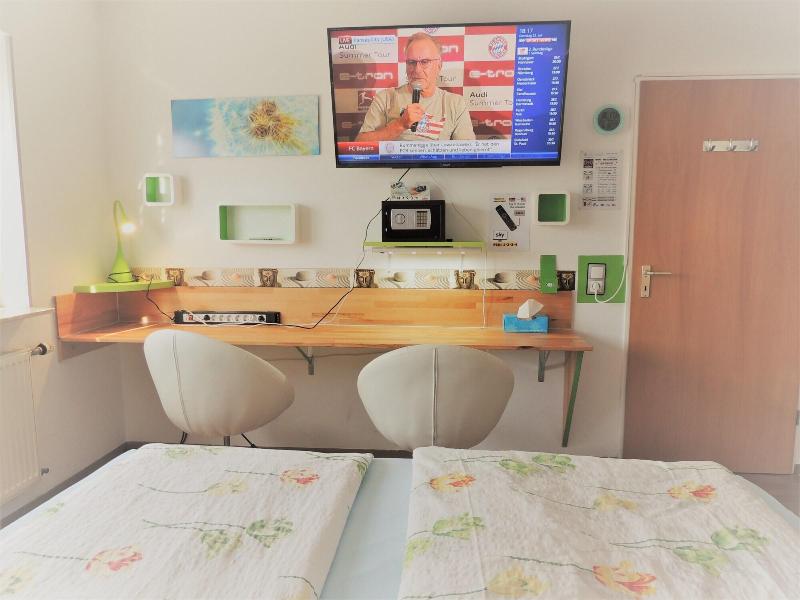 Hotel Garni 4U - Oda