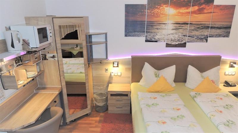 Hotel Garni 4U - Oda