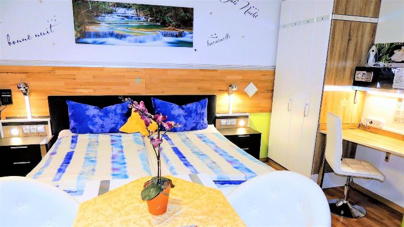 Hotel Garni 4U - Oda
