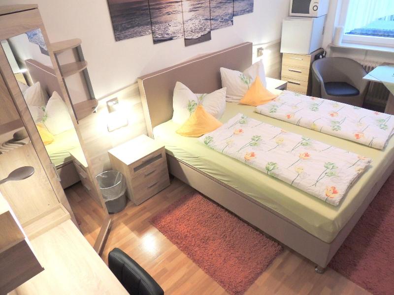 Hotel Garni 4U - Oda