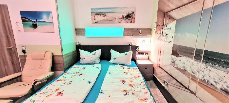 Hotel Garni 4U - Oda