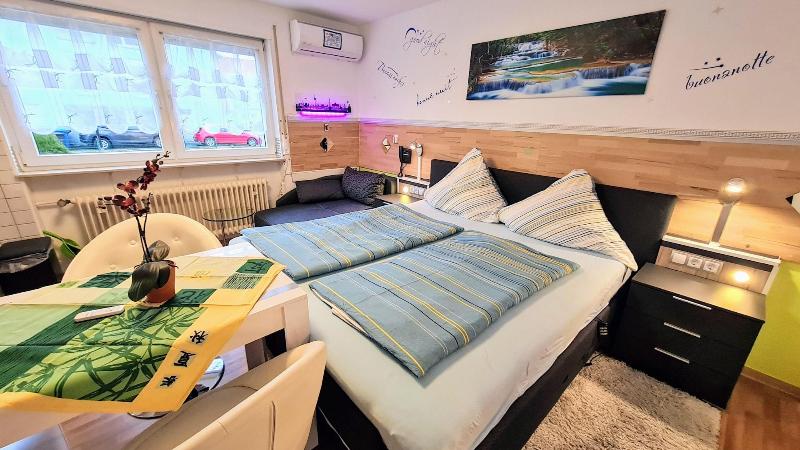 Hotel Garni 4U - Oda