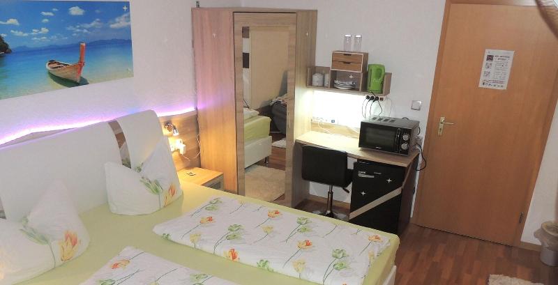 Hotel Garni 4U - Oda