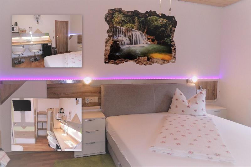 Hotel Garni 4U - Oda